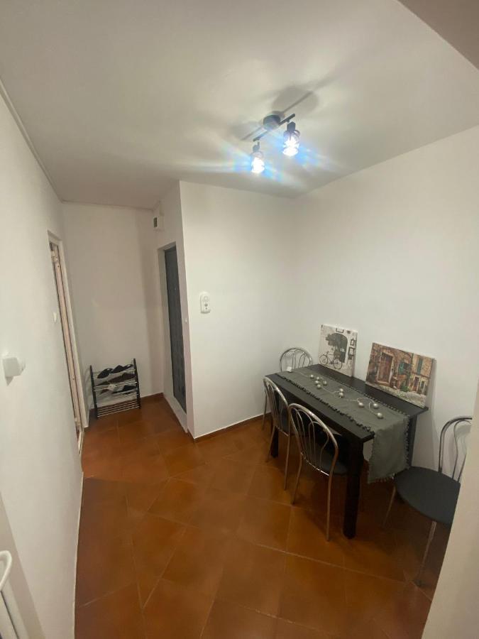 Andi 1-Apartament 2 Camere Băile Herculane المظهر الخارجي الصورة