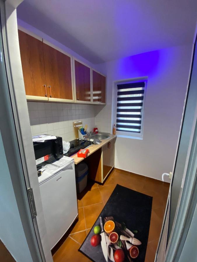 Andi 1-Apartament 2 Camere Băile Herculane المظهر الخارجي الصورة